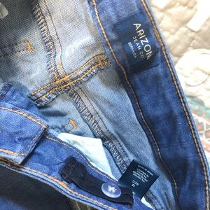Short jeans